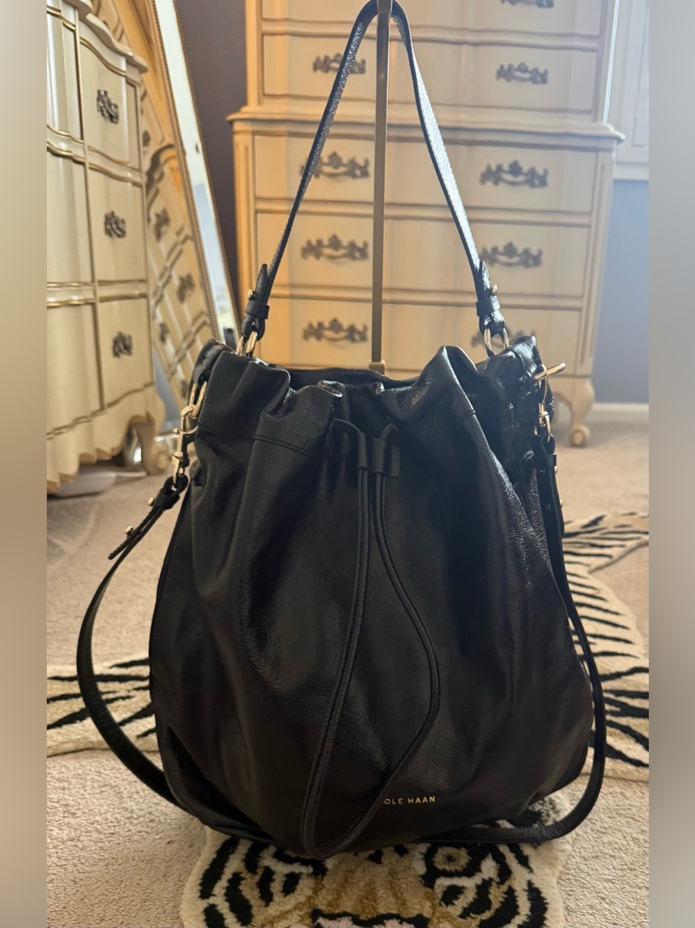 NWT Cole Haan Stagedoor Small Studio Leather Bag Black Gold